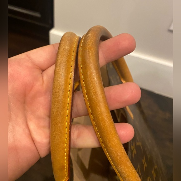 Louis Vuitton Long Tote Bag - Picture 4 of 16